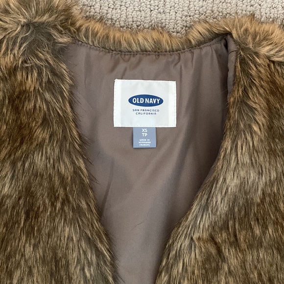 Old Navy Fur Vest - Picture 2 of 4
